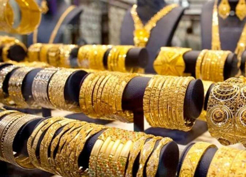ننشُر الان سعر الذهب فى مصر اليوم الاربعاء 15 يناير 2025 عيار 18 و21 كل المحافظات