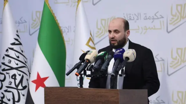 محمد البشير يقود الحكومة السورية المؤقتة 2024 عودة العمل في الدوائر الحكومية 