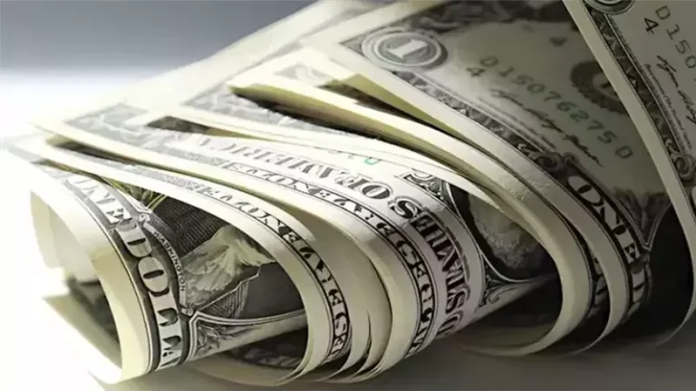 “سعر مفاجئ الآن” سعر الدولار في السوق السوداء اليوم الخميس 31 يوليو 2025 وجميع البنوك مقابل الجنيه المصري