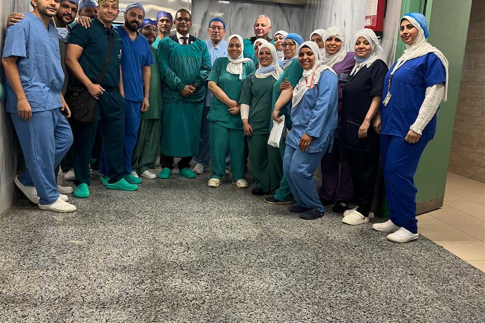 <p><strong>إنجاز تاريخي: المعهد القومي للكلى والمسالك البولية يحقق أول عمليتي زراعة كلى متزامنة بنجاح</strong></p>